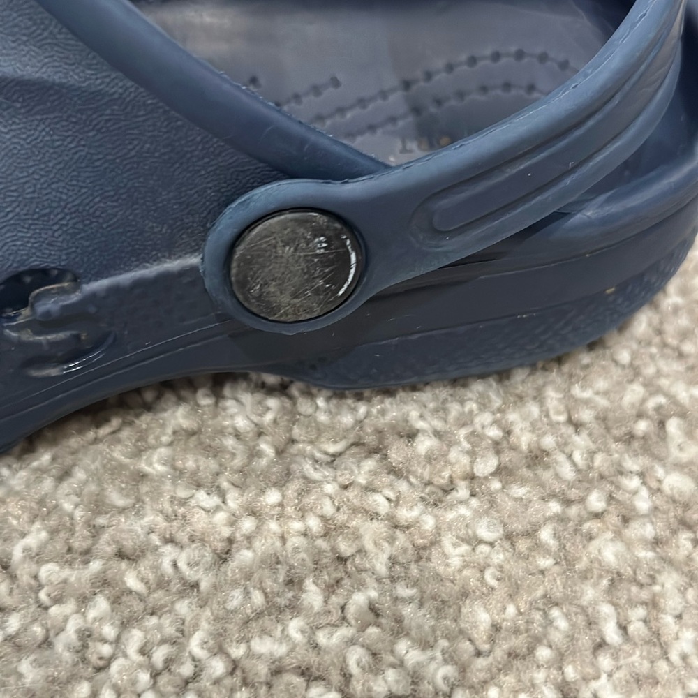 Child Crocs - Picture 2 of 10